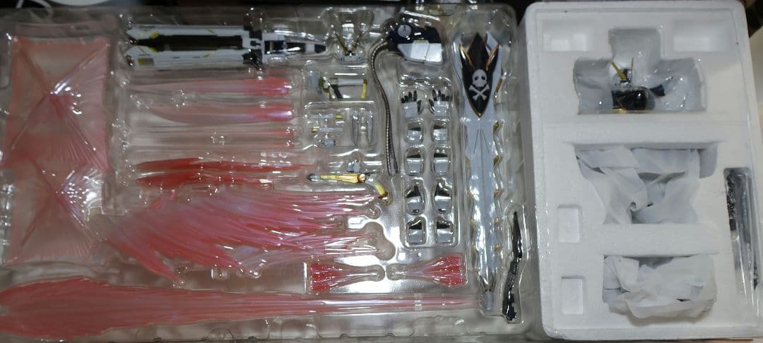 LBUILD クロスボーンガンダム X1 ハーフクロス