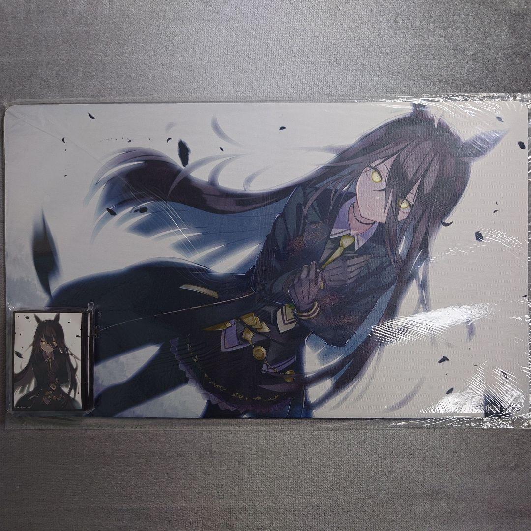 α4 ウマ娘 白背景&レザーグローブ マンハッタンカフェ スリーブ&プレイマット