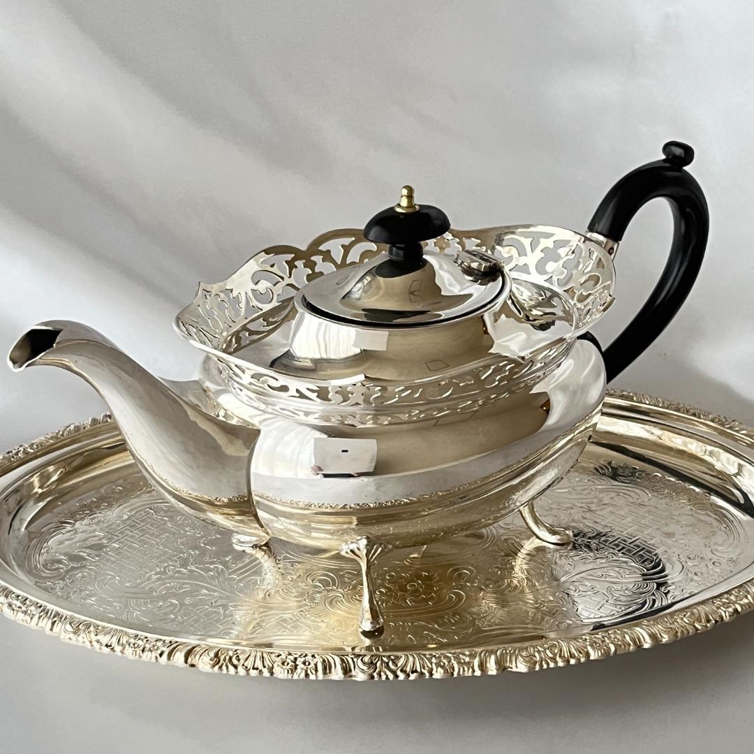 【Grainger & Campbell】 透かしのティーポット