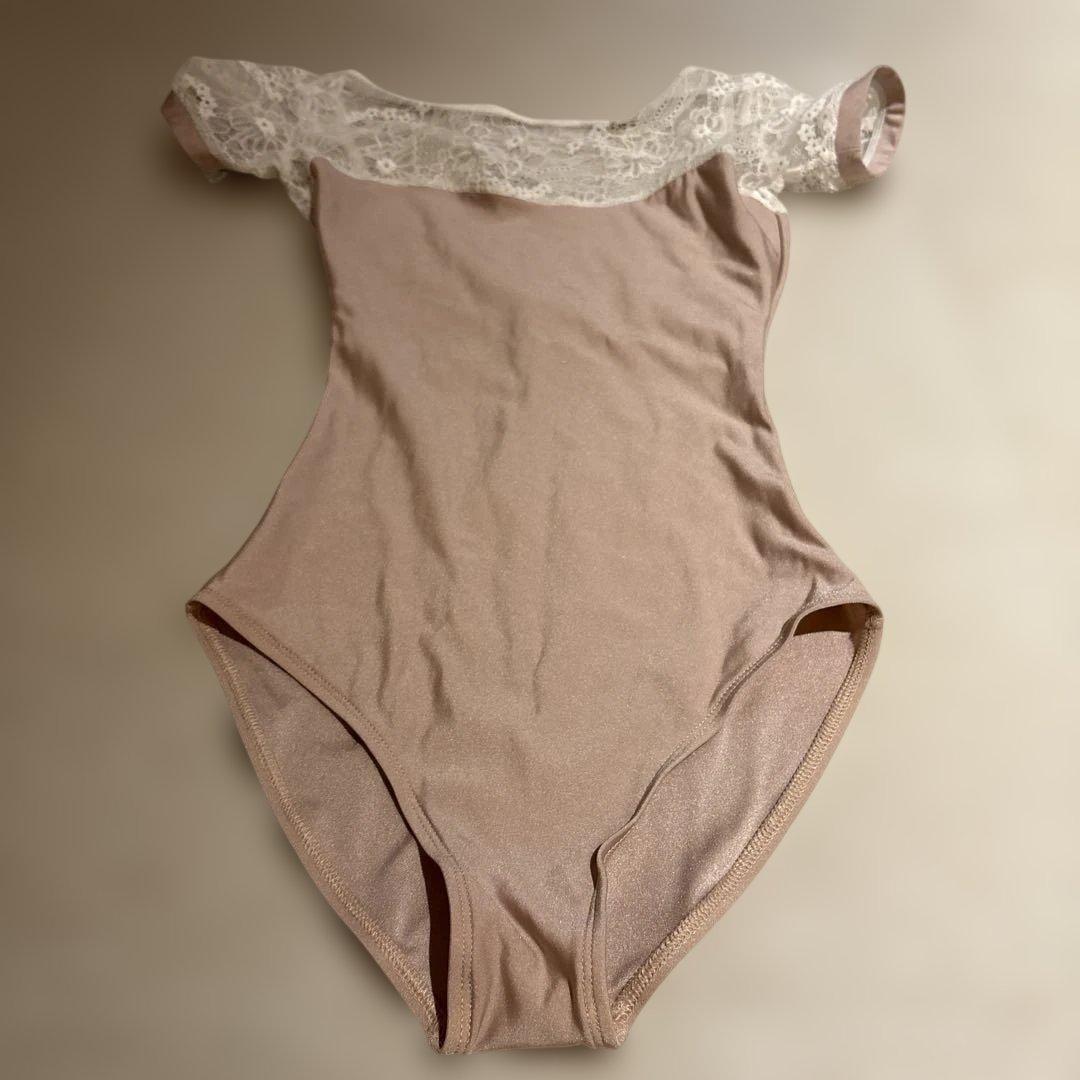 デラロミラノ　 レース半袖バレエレオタード