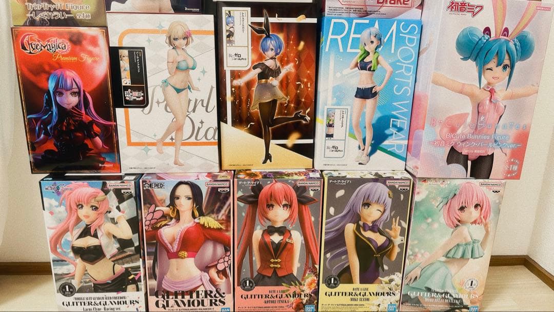 【新品未開封】女性　美少女フィギュア　33点セット