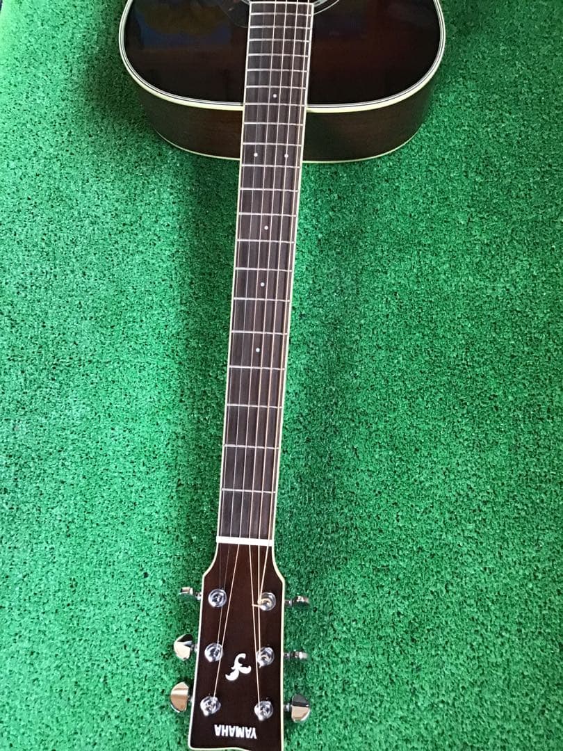 Yamaha アコースティックギター vew３１３０ R1