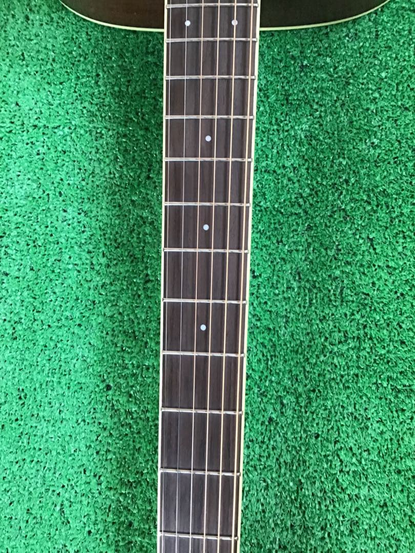 Yamaha アコースティックギター vew３１３０ R1