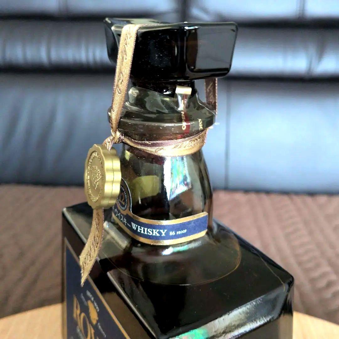 サントリーローヤルプレミアム12年青ラベル、未開栓　未使用