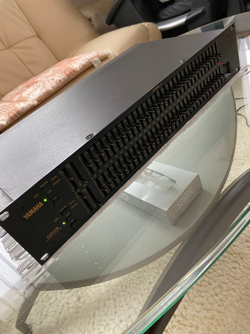 YAMAHAQ2031 B グラフィックイコライザー