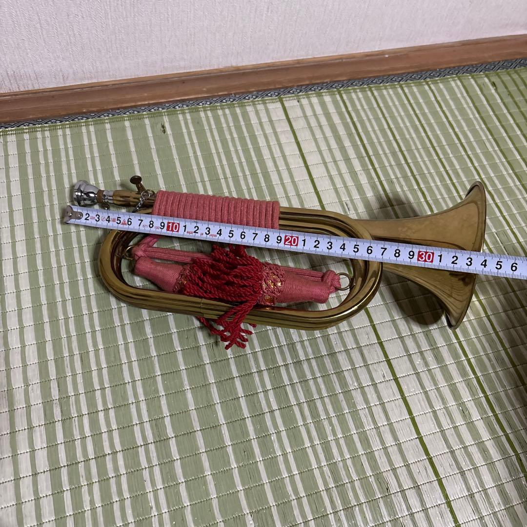 ビューグル　軍隊ラッパ　信号ラッパ　管楽器　ミリタリー　レトロ　アンティーク