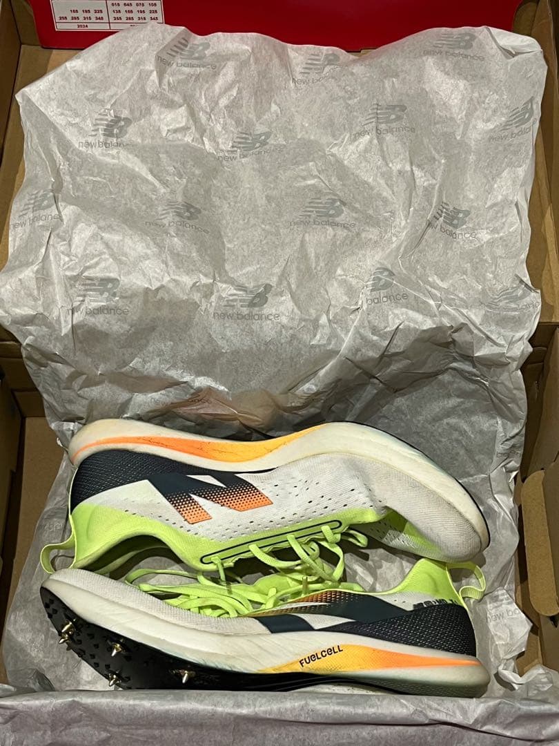 スパイク・シューズ FuelCell SuperComp MD-X v3 (25.5cm)