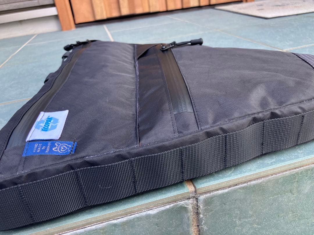 kuronekoハンドメイドフレームバッグ