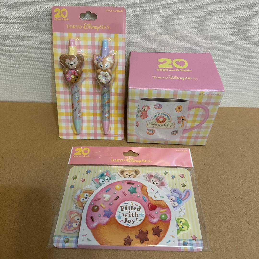 【新品未開封】Disneyディズニー　ダッフィー&フレンズ　大量グッズまとめ売り