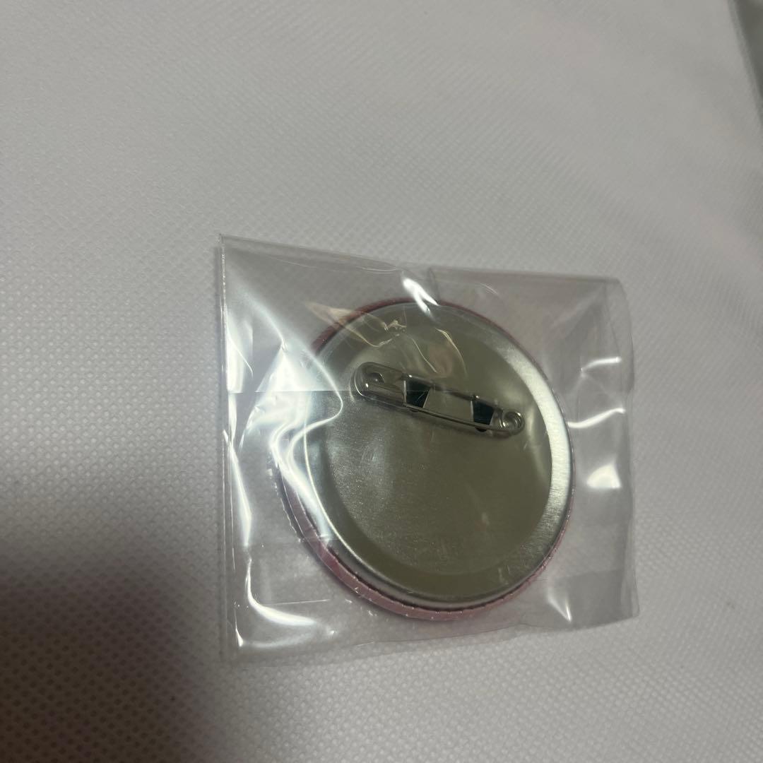 鬼滅の刃　プリロール　限定　缶バッジ　甘露寺蜜璃　クリスマス缶バッチ