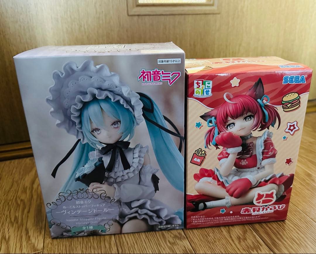 初音ミク　ぬーどるストッパーヴィンテージドール　赤見かるび　ちょこのせ4個セット