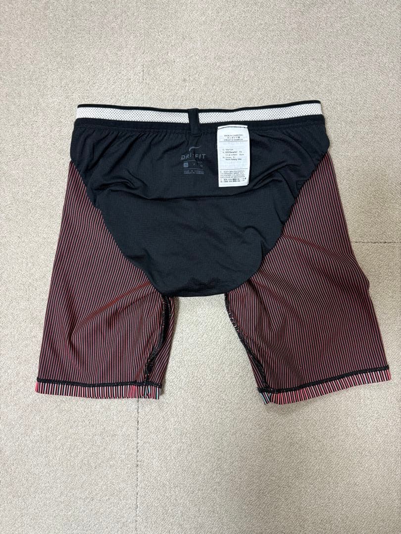 NIKEエアロスイフトハーフタイツ