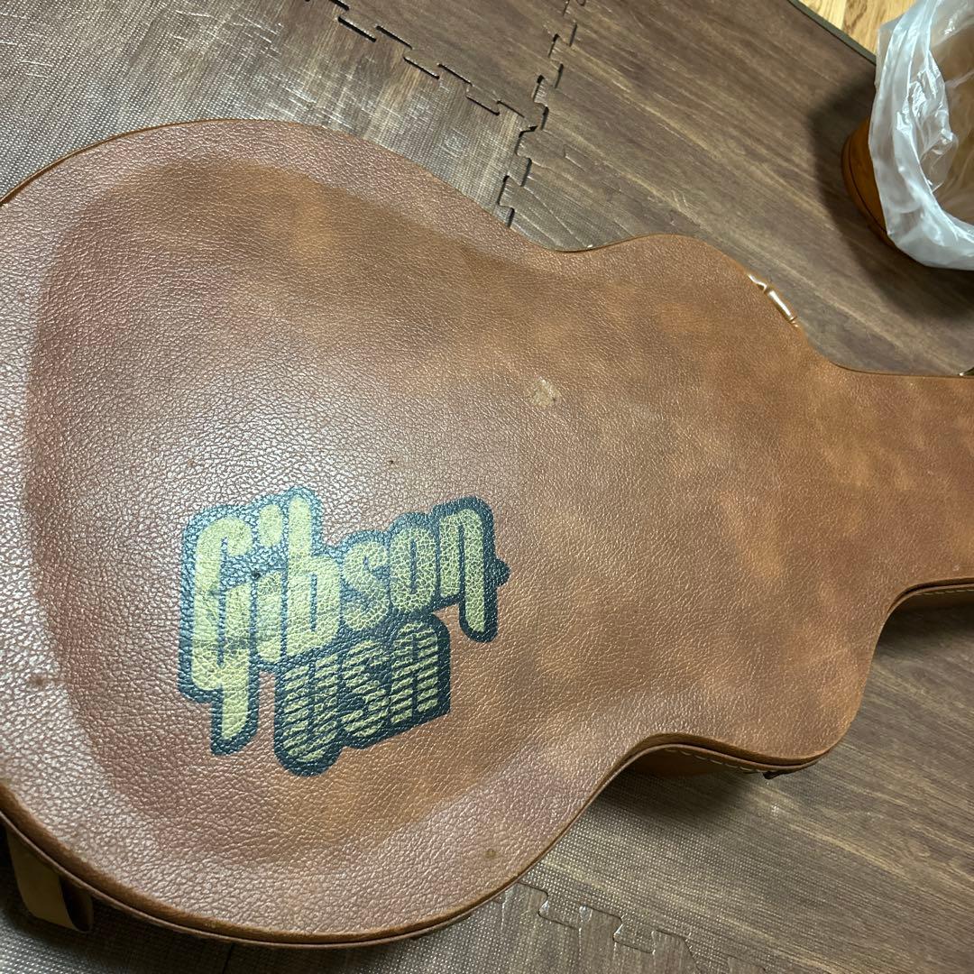 Gibson ES-335 赤色 ハードケース付き