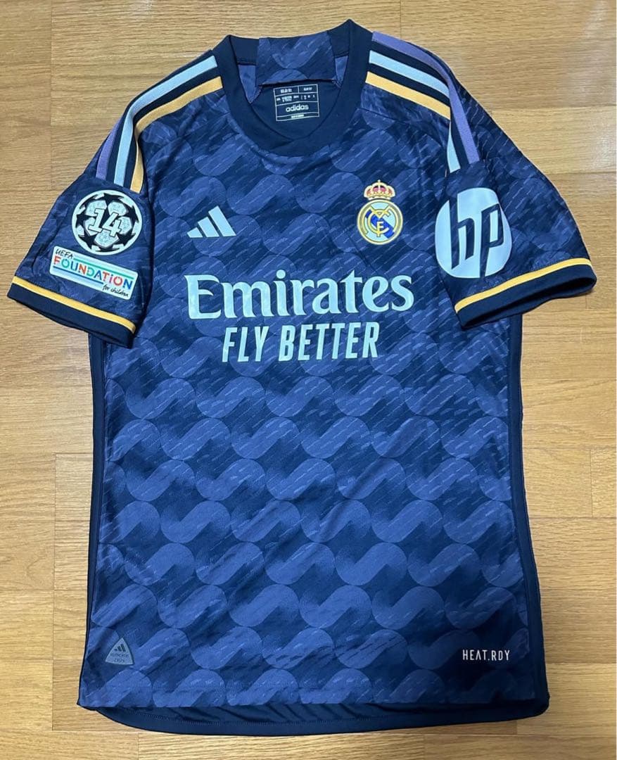 正規品 23/24 レアルマドリード バルベルデ オーセンティック ユニフォーム