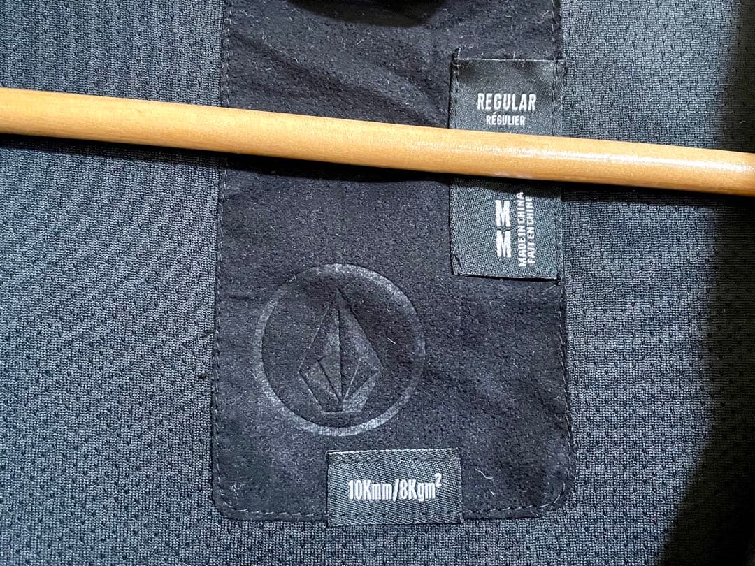 美品⭐︎VOLCOMスノーボードウェアM