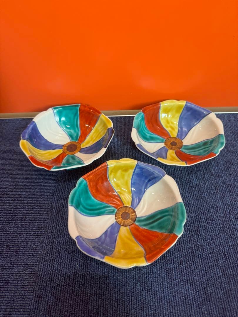 1979 九谷焼 上出長右衛門窯 紙風船 花形皿 3客