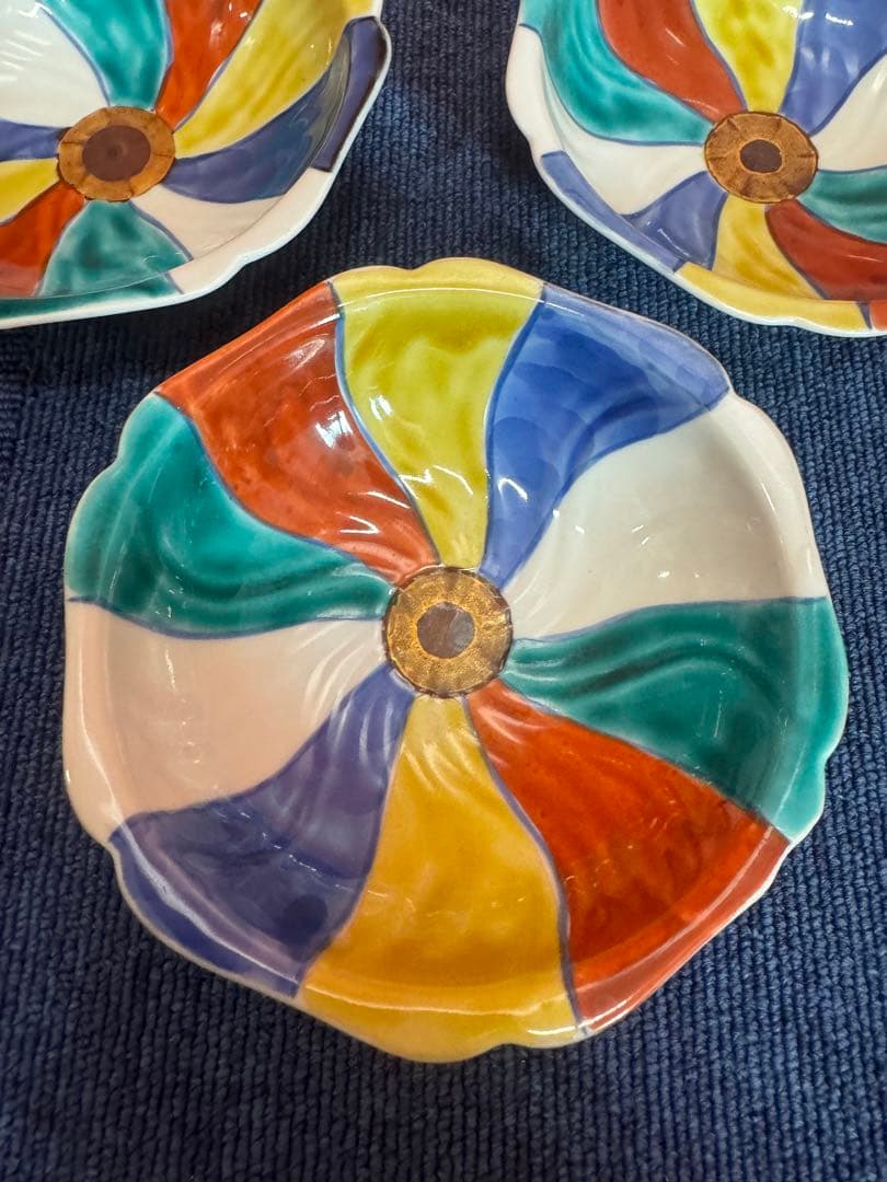1979 九谷焼 上出長右衛門窯 紙風船 花形皿 3客