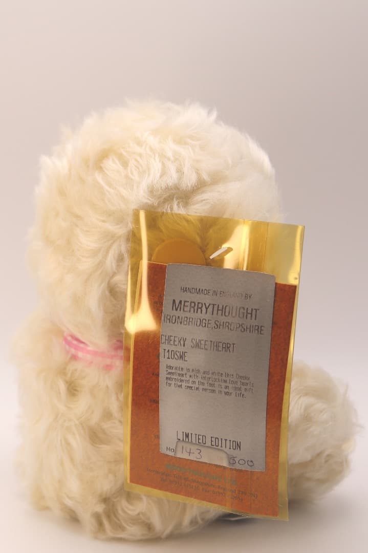 Cheeky SweetHart 2000年度 143 / 500日本限定品