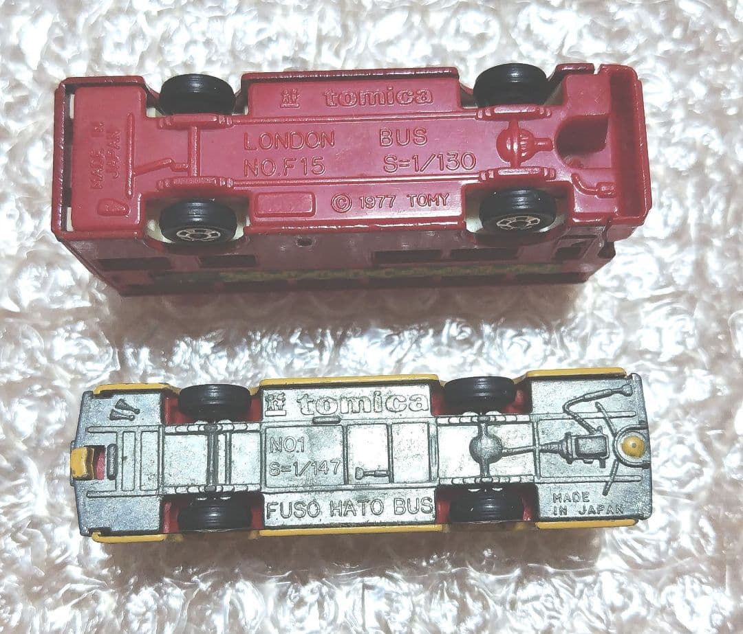 tomica　ミニカー　4台