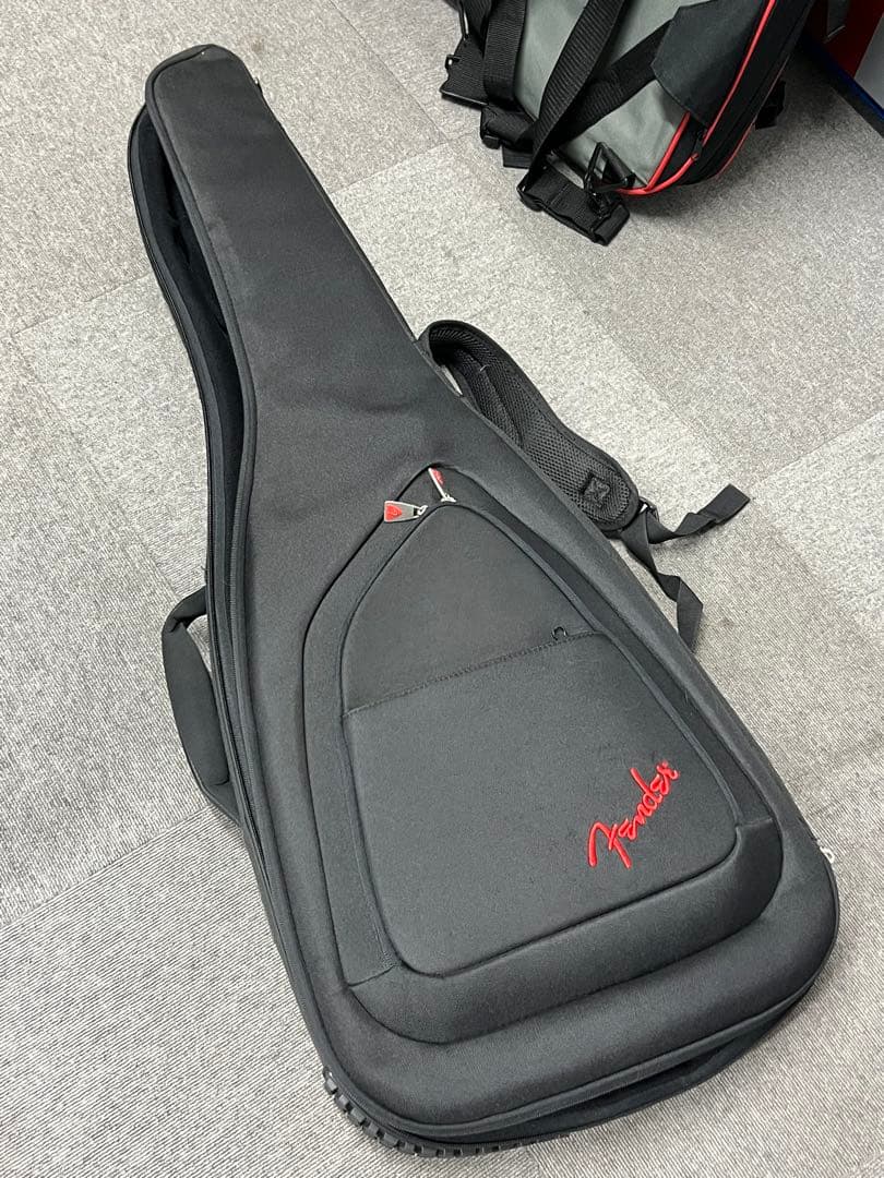 Fender Stevie Ray Vaughan Stratocaster 改