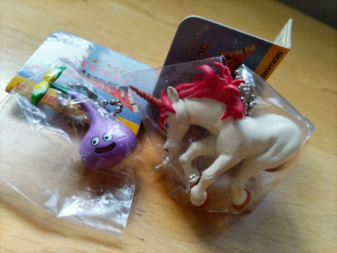 ドラゴンクエスト　コレクションキーホルダー　１８点