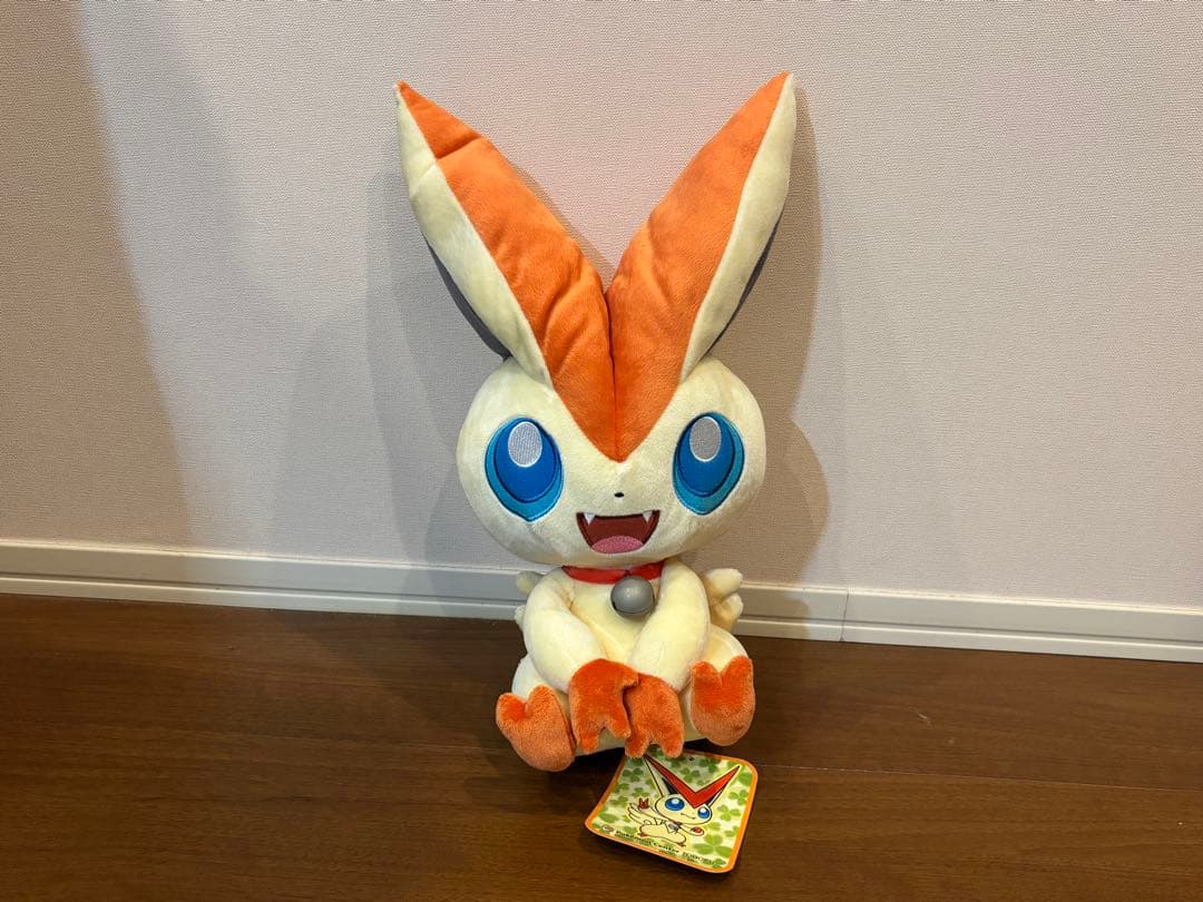 ポケモンセンタートウホク限定 等身大ビクティニ ぬいぐるみ やすらぎのすず