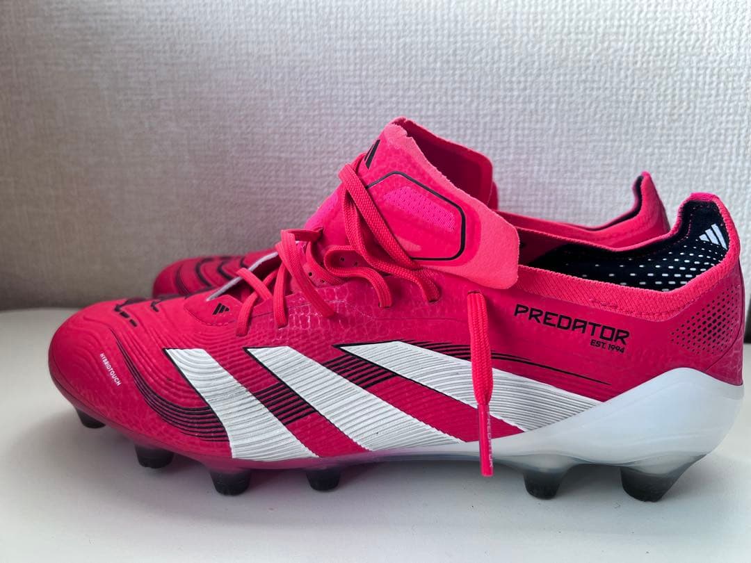 【2回人工芝にて使用】プレデター ELITE HG/AG ジャパン