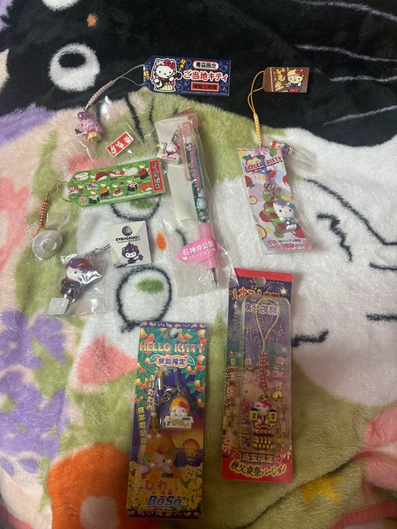 キティちゃん　ご当地キーホルダー　セット