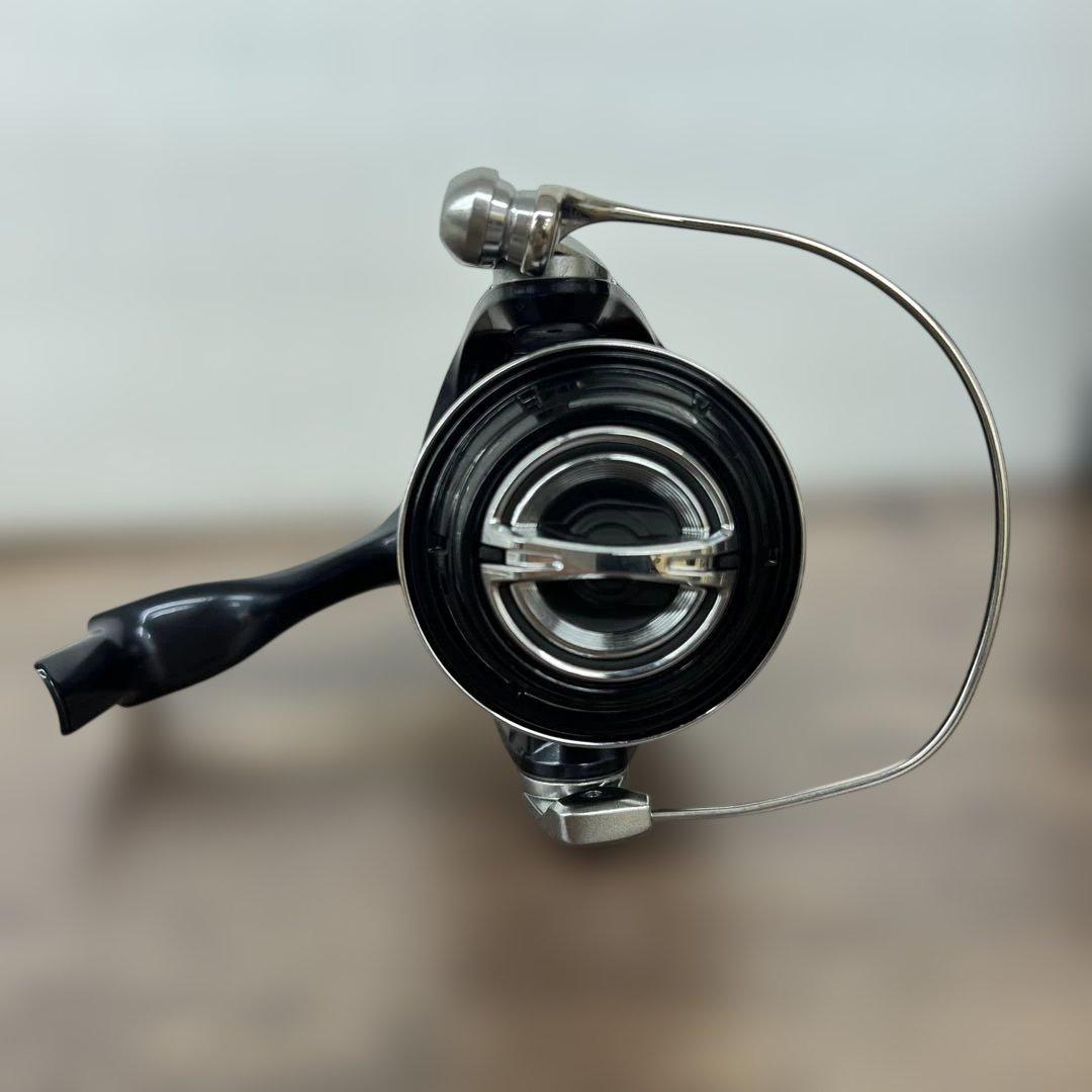 261250 シマノ　スピニングリール 21 ツインパワーSW8000HG