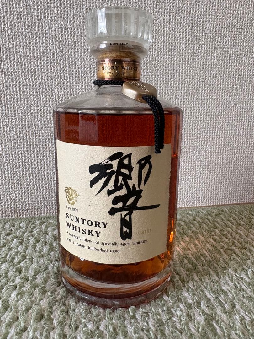 サントリー ウイスキー　響　初期　ゴールドラベル