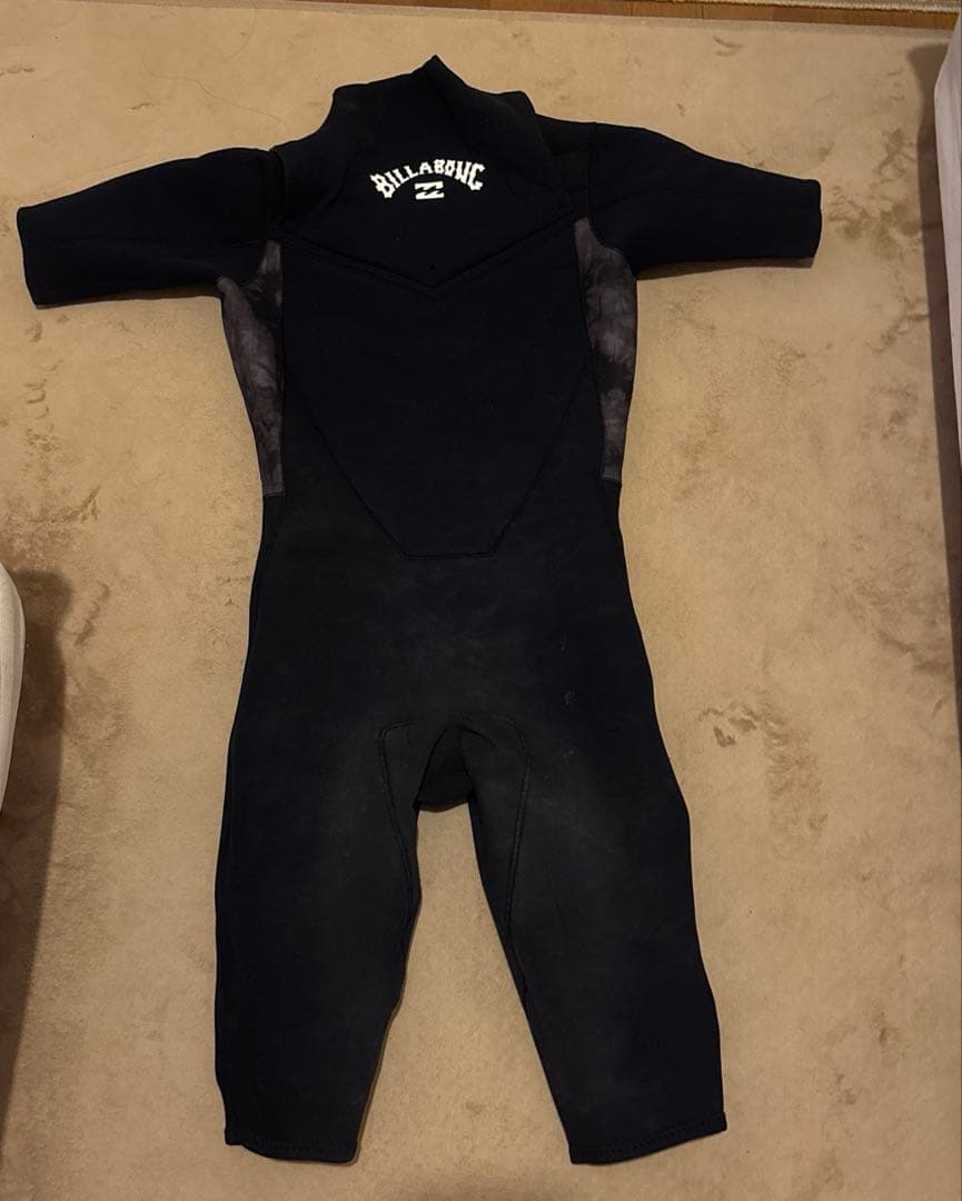 とんびーー billabong ウエットスーツ