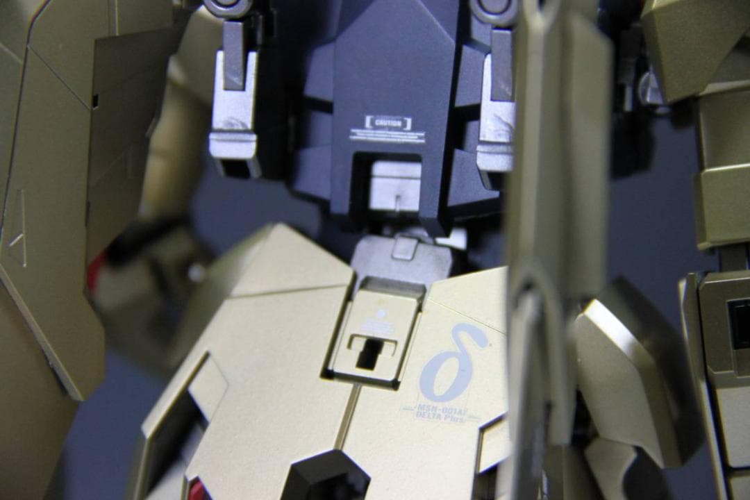 [塗装済完成品]MG 1/100 MSN-001A1 デルタプラス