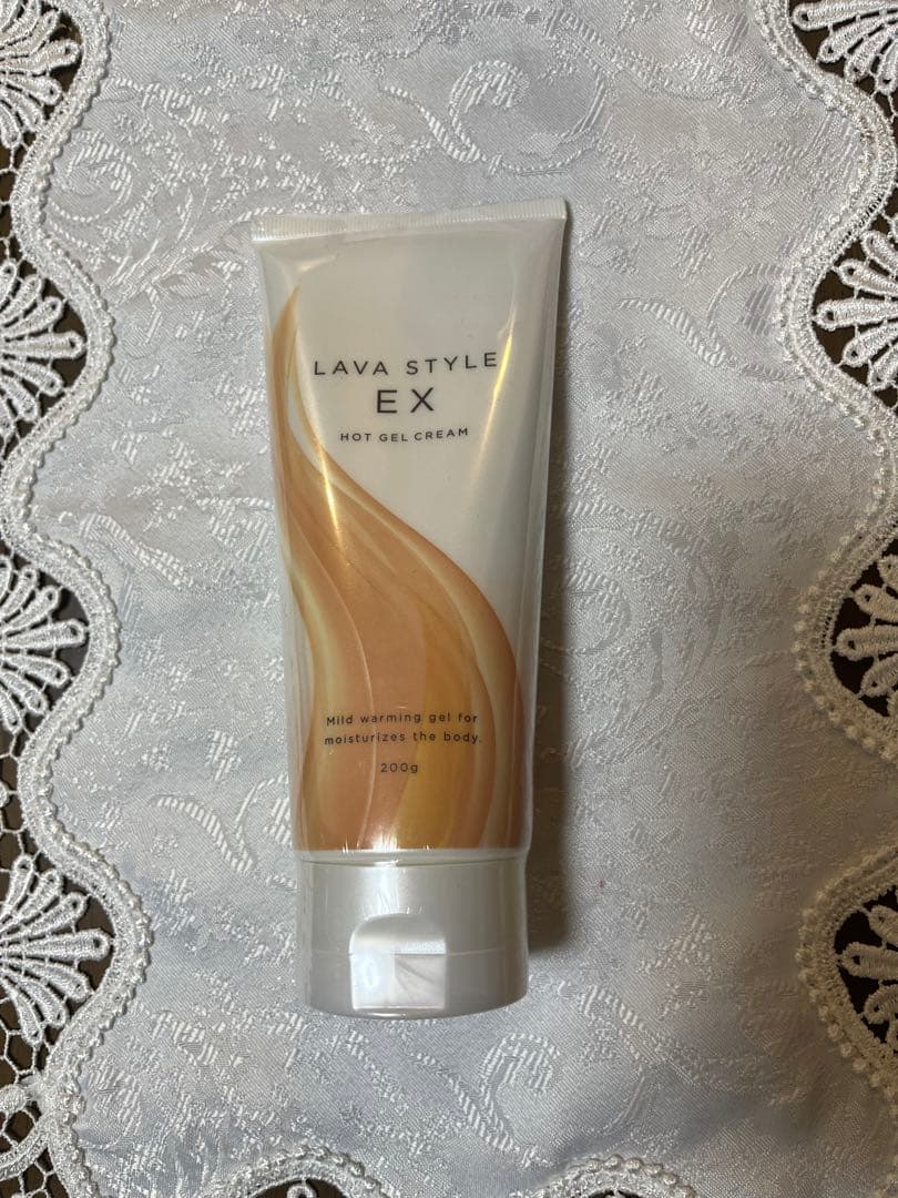 花柄スポーツブラとレギンスセット（ボディ用ジェル状クリーム新品未使用品付き）