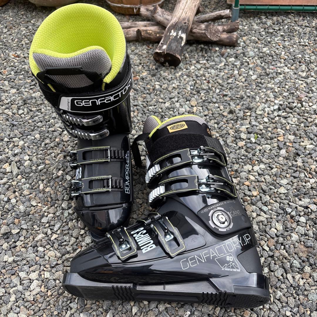 GEN スキーブーツ　BUMPS8