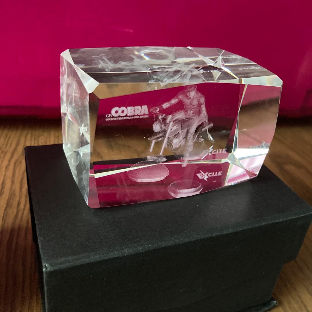 COBRA コブラ　クリスタルオブジェ