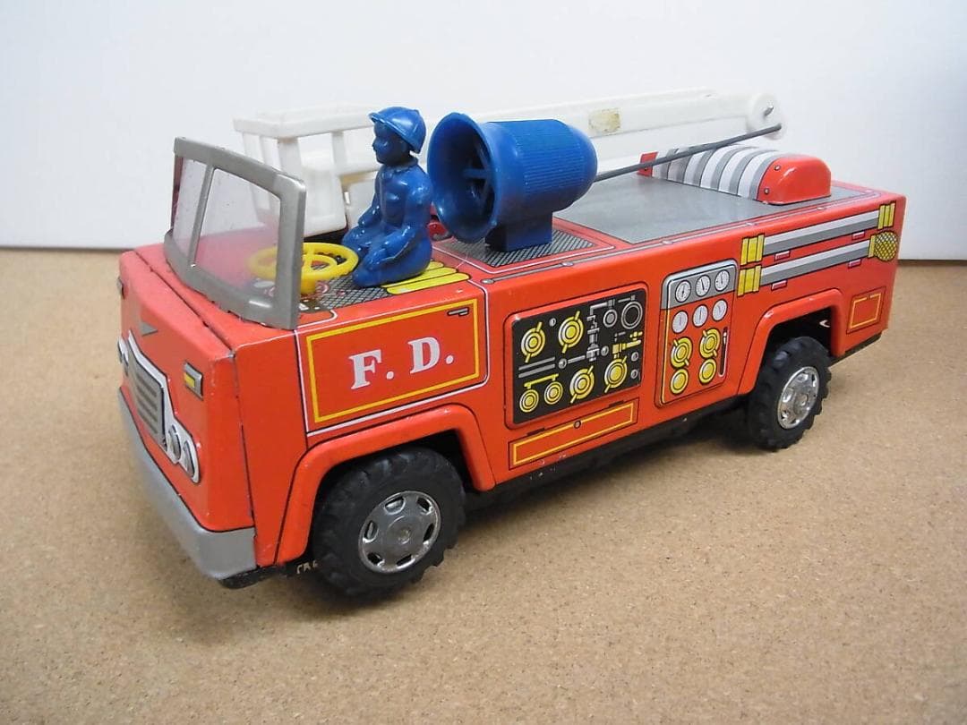 未使用　ブリキ　やのまん サイレン消防車 はしご車 ミステリーアクション　日本製