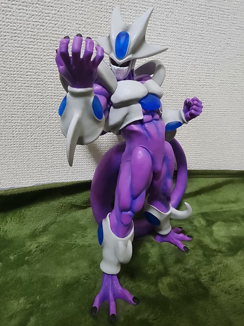ドラゴンボール　クウラ　最終形態　フィギュア