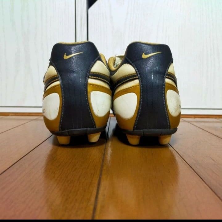 Nike Tiempo ナイキ ティエンポ スパイク 28cm
