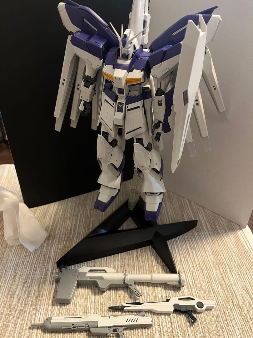 MG 1/100 Hi-νガンダム