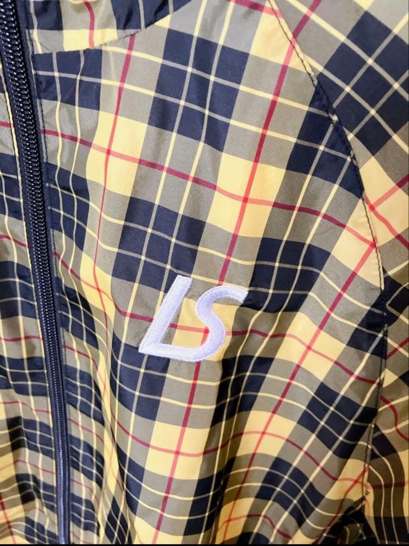 ルースイソンブラ フード付き ジャンパー S