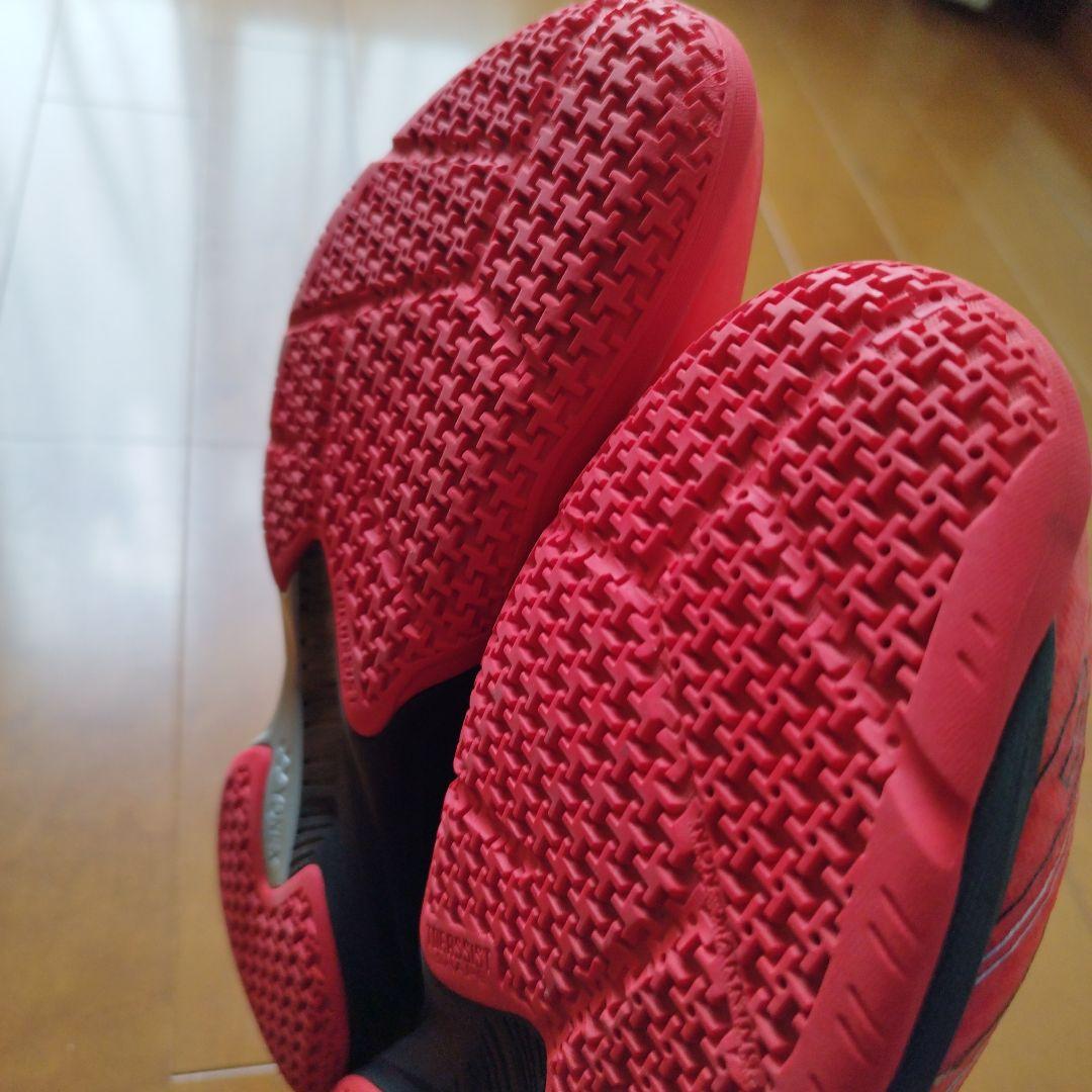 YONEX 26.5cm パワークッション カスケードアクセル 画像確認