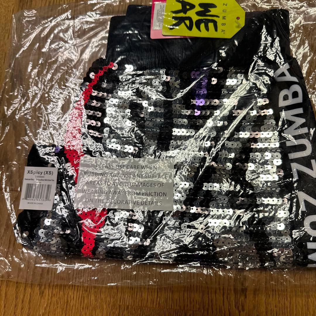 正規品 新品 ズンバ X S ショートパンツ　スパンコール