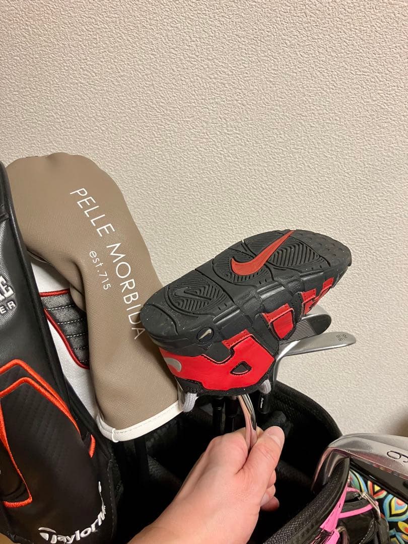 【超超レア】AIR NIKE MORE UPTEMPO パターカバー g