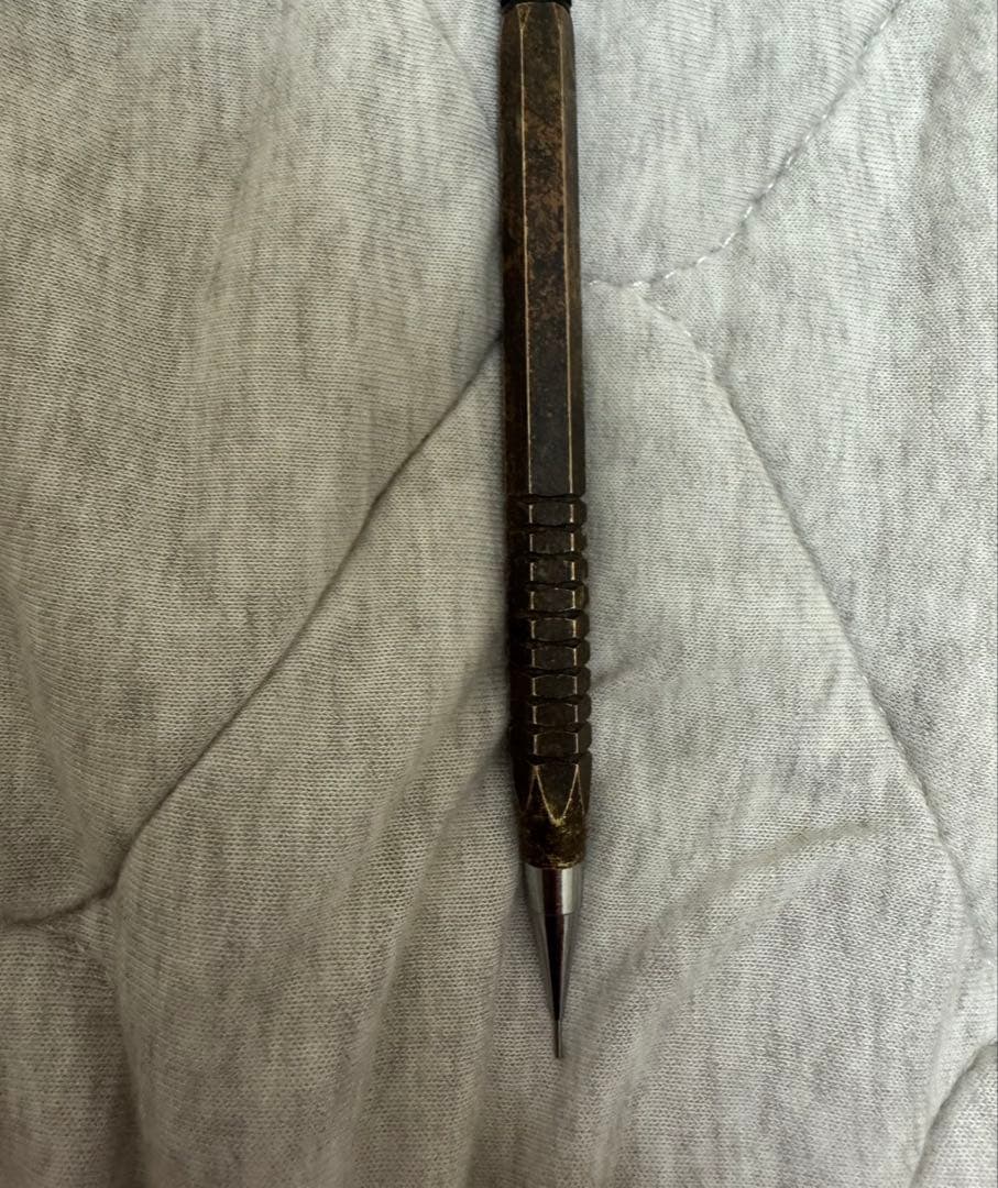 ほぼ未使用　広瀬鐵筆堂　カスタムpg5 糠焼き真鍮六角　シャープペン　0.5mm