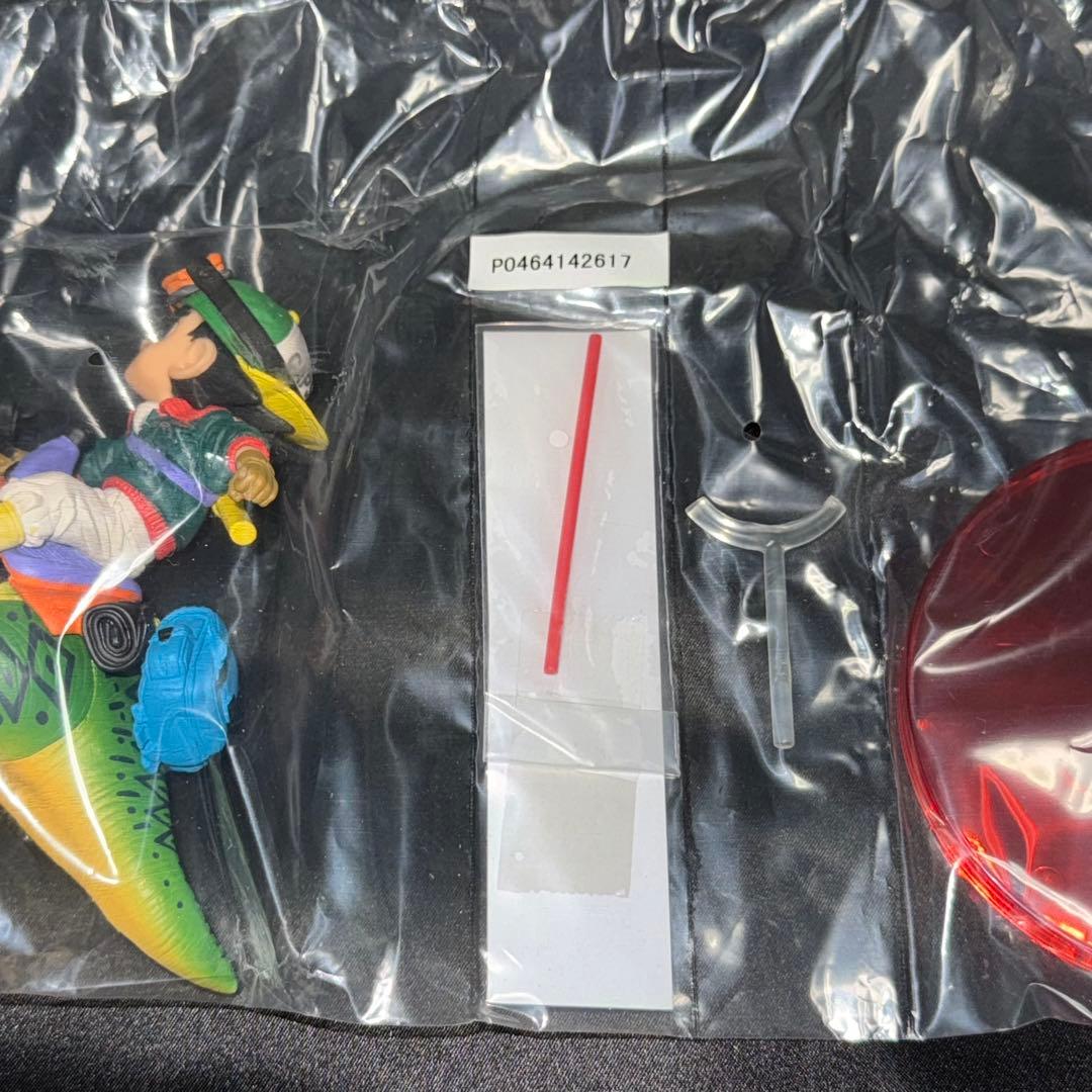 一番くじWCFドラゴンボール ラストワン賞 ドラゴン & 悟空フィギュア