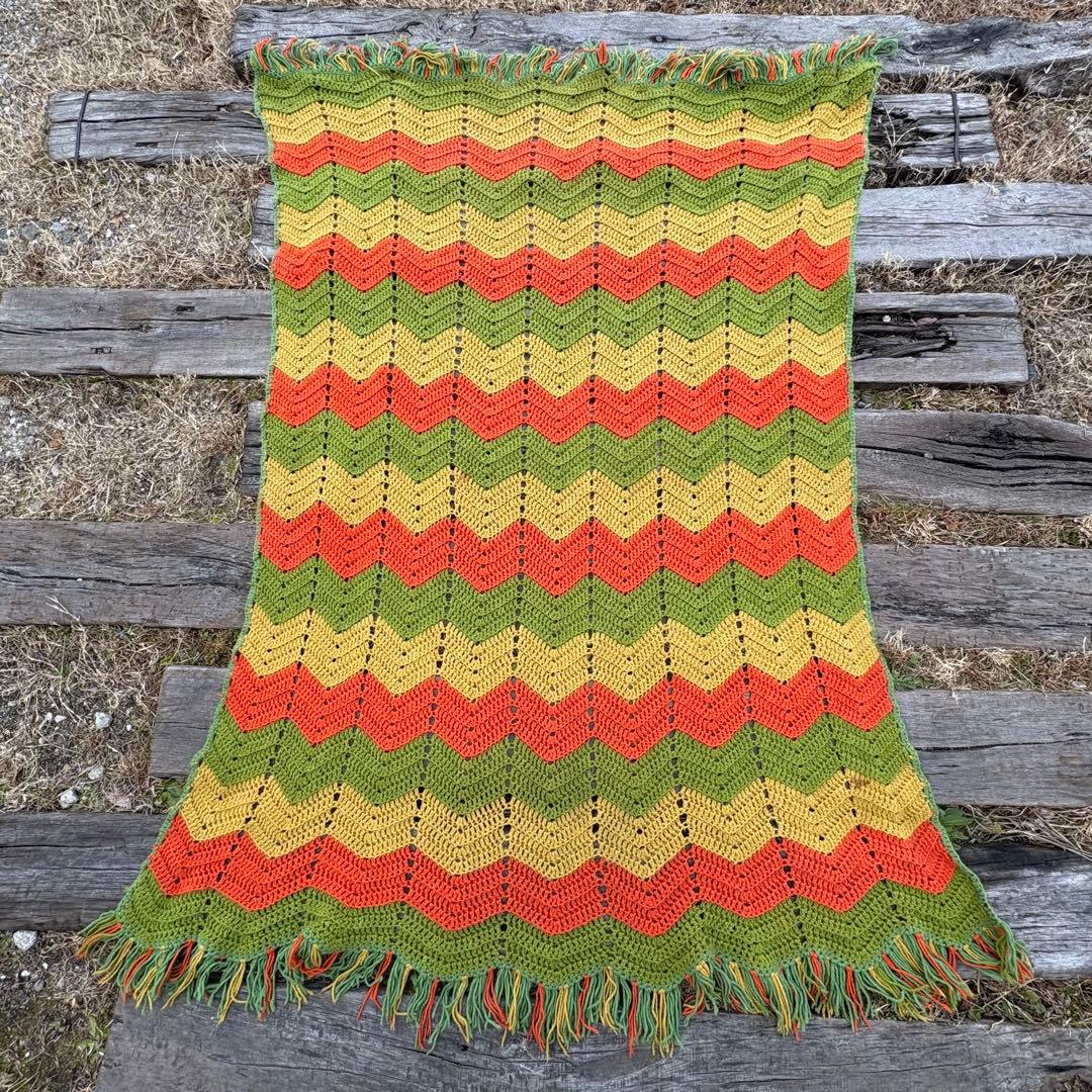 【USA vintage】グラニーブランケット ギザギザ レトロカラー