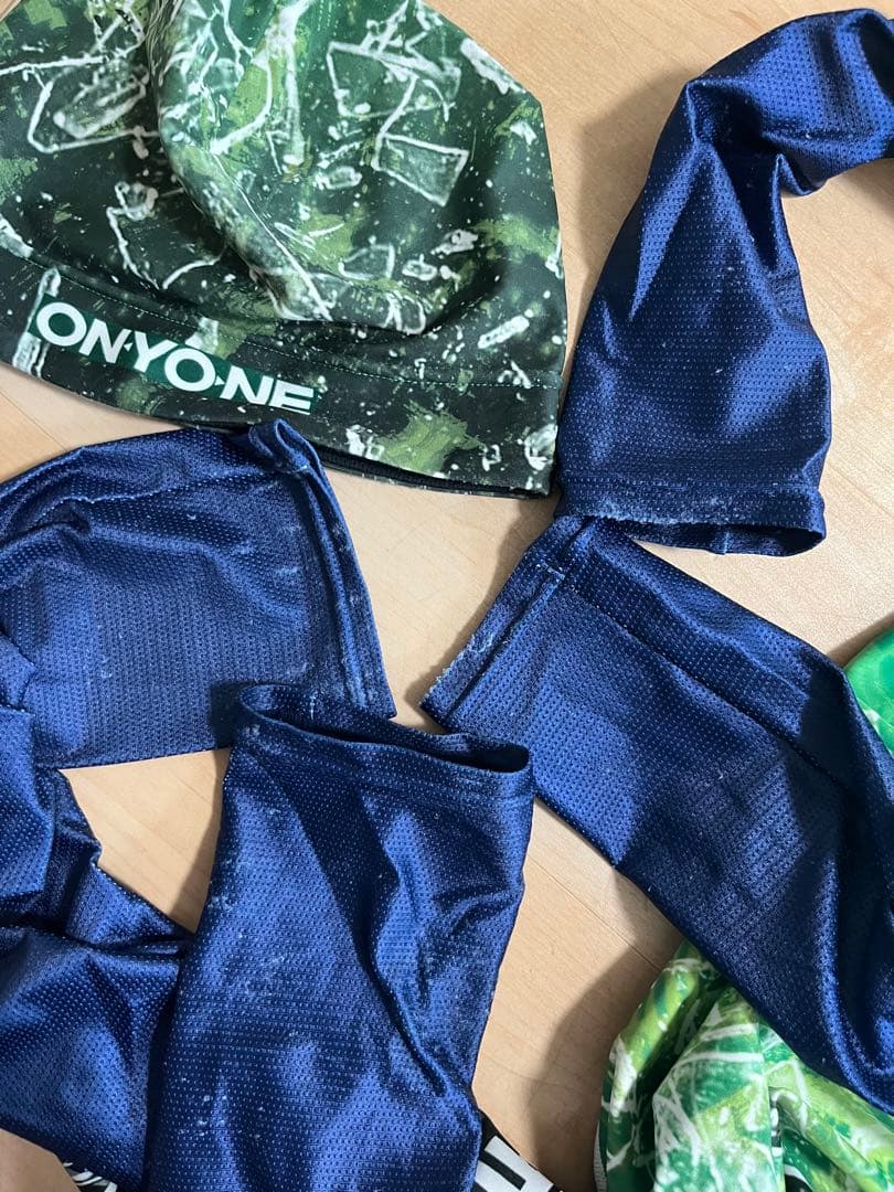 ONONE スキーウェア 長袖/ロングパンツ／帽子