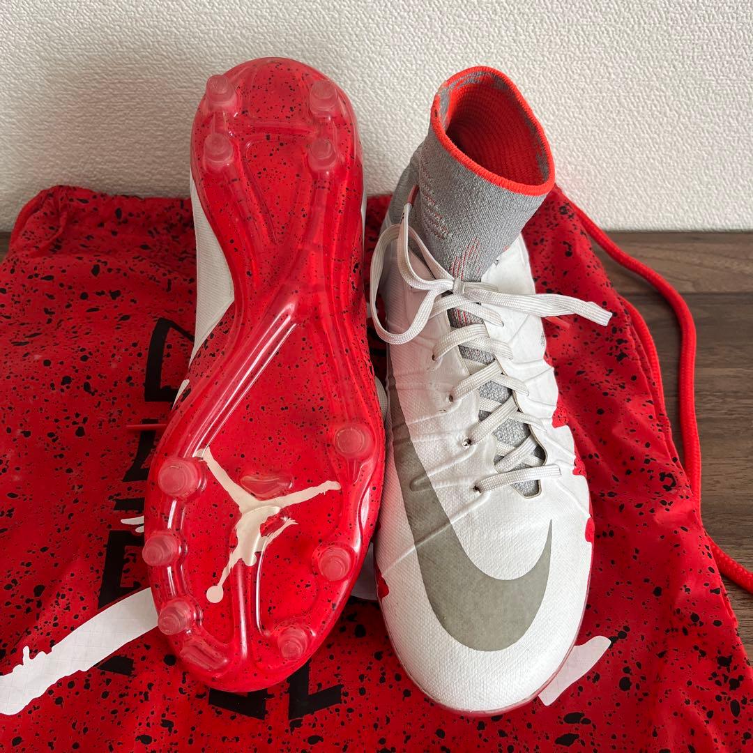 Nike ハイパーヴェノム サッカースパイク　マイケルジョーダンコラボ