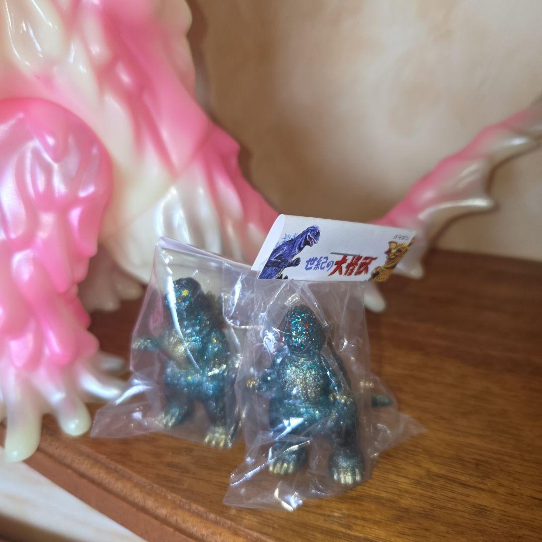 マルサン ゴジラストア限定 ヘドラ450 夜桜蓄光Ver.