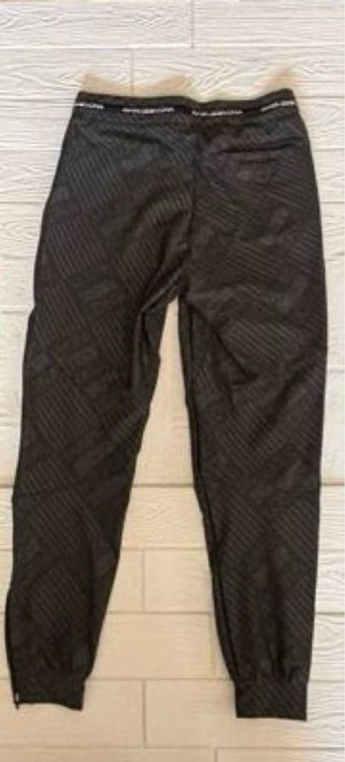 新品タグ付き！MARK & LONA★ジョガーパンツ　L